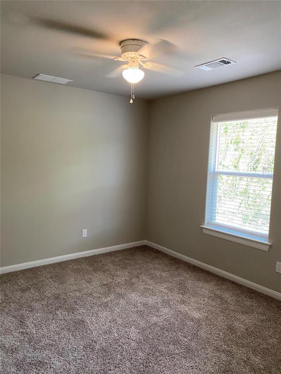 313 East Nelson Street Denison, TX 75021 - Photo 11 of 22