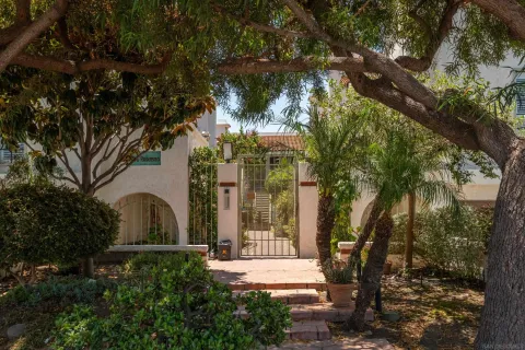 $760,000 | 1411 Robinson Avenue, Unit 14, San Diego, CA 92103