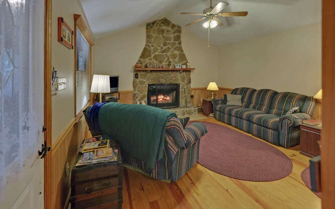110 Chestnut Ridge Road Blairsville, GA 30512 - Photo 9 of 46 Great Room