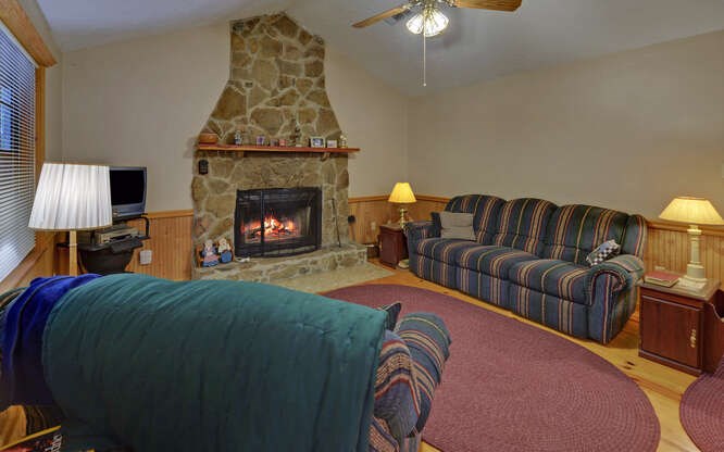 110 Chestnut Ridge Road Blairsville, GA 30512 - Photo 10 of 46 Great Room