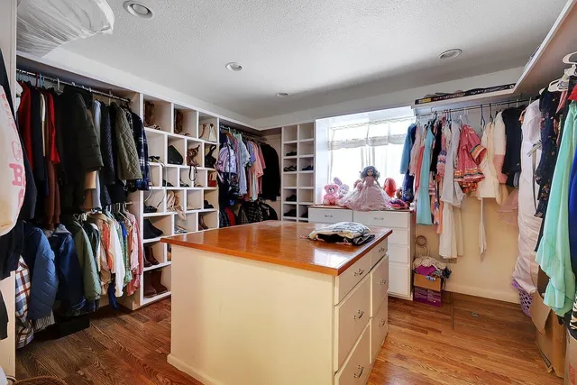 a view of a walk in closet