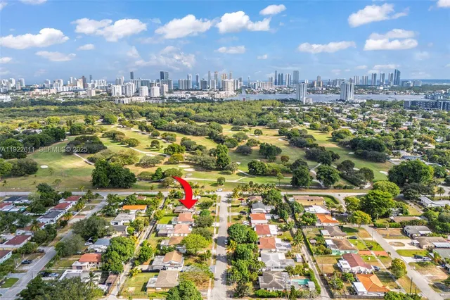 $595,999 | 1979 Northeast 176th Street, North Miami Beach, FL 33162