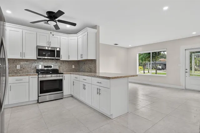 $595,999 | 1979 Northeast 176th Street, North Miami Beach, FL 33162