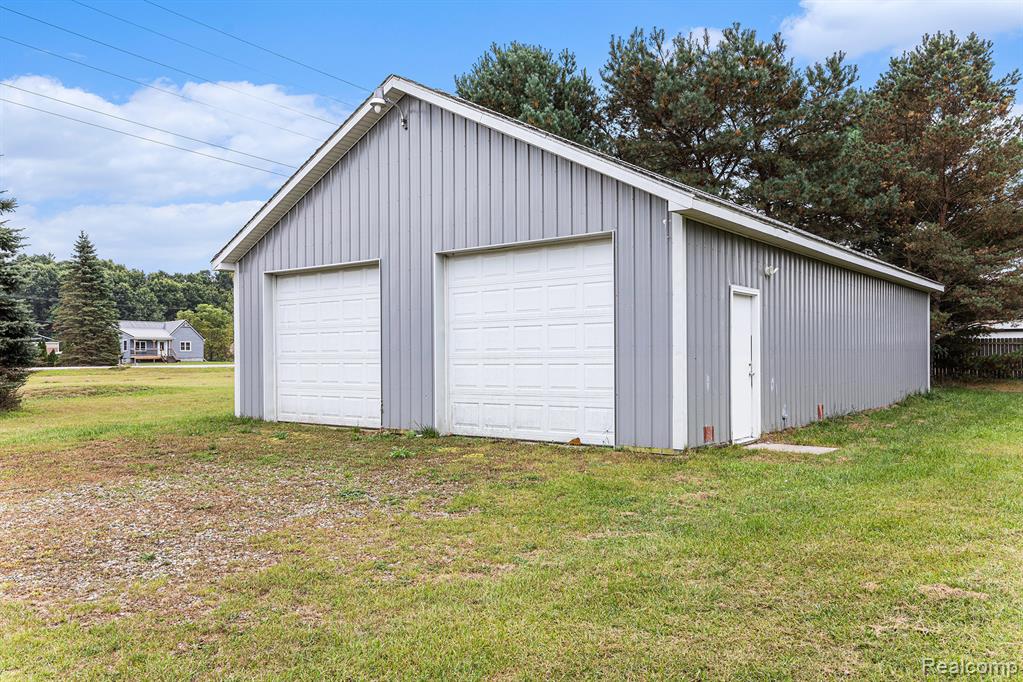 4511 Mt Morris Road Columbiaville, MI 48421 - Photo 23 of 29 Gallery Image 23