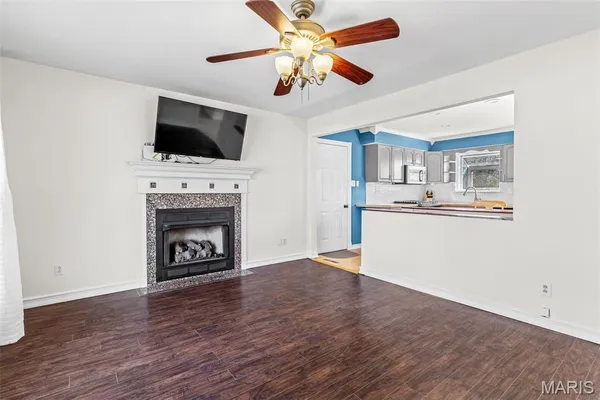 $269,900 | 68 Rainbow Drive, Fenton, MO 63026