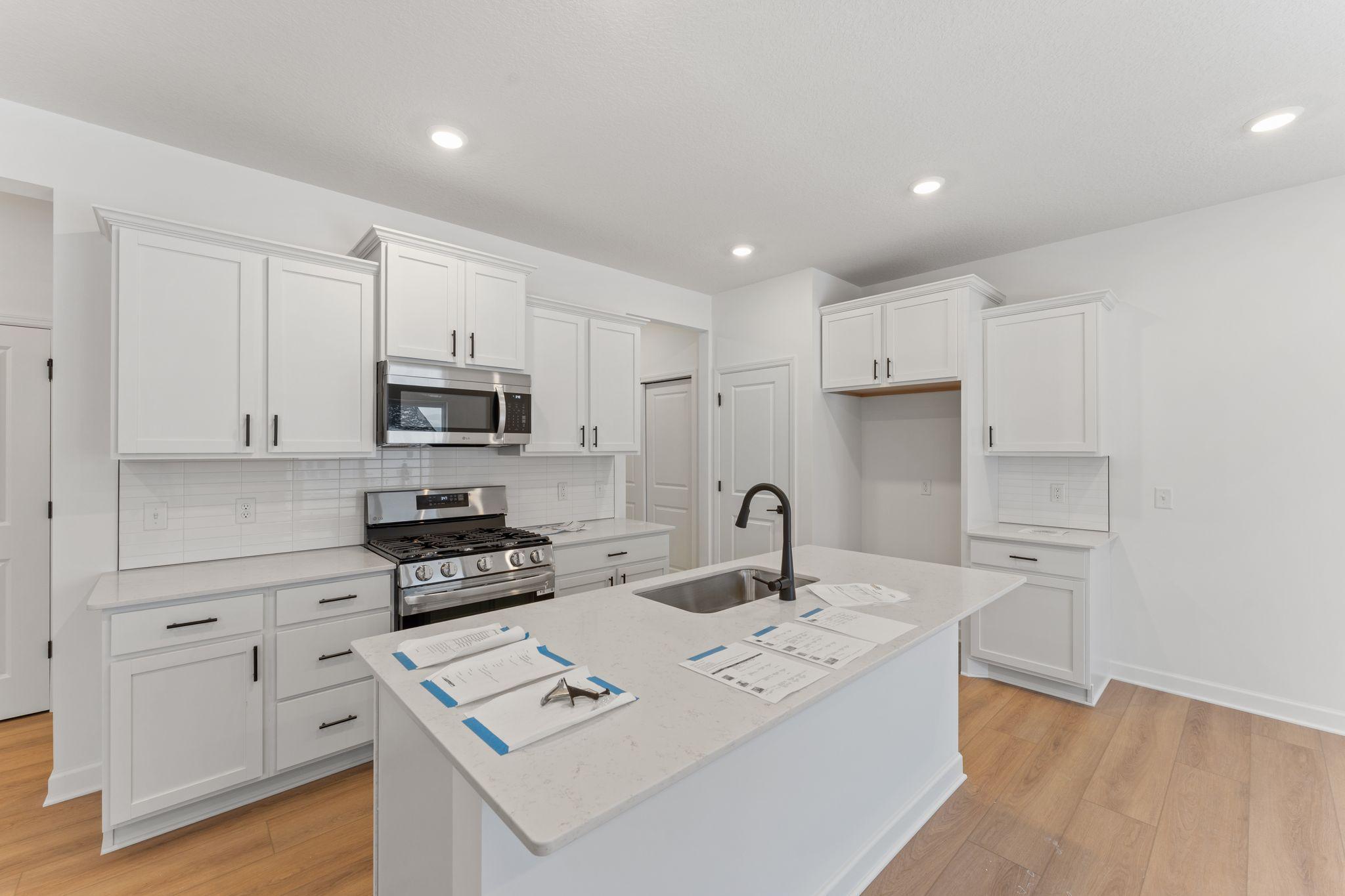 22385 Isla Way Rogers, MN 55374 - Photo 3 of 20