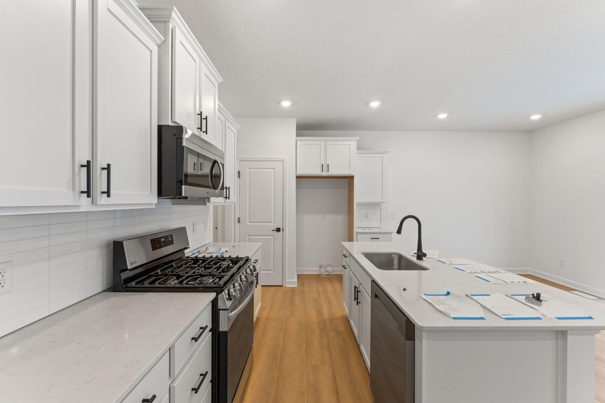 22385 Isla Way Rogers, MN 55374 - Photo 4 of 20