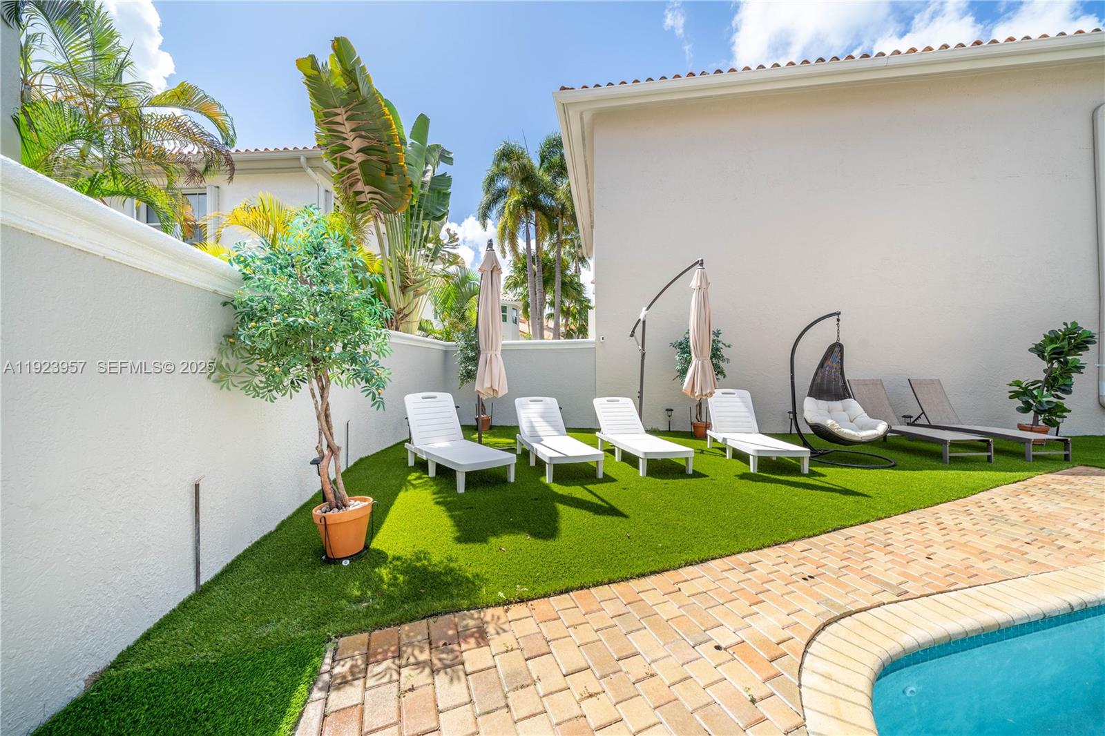 1547 Mariner Way Hollywood, FL 33019 - Photo 25 of 50