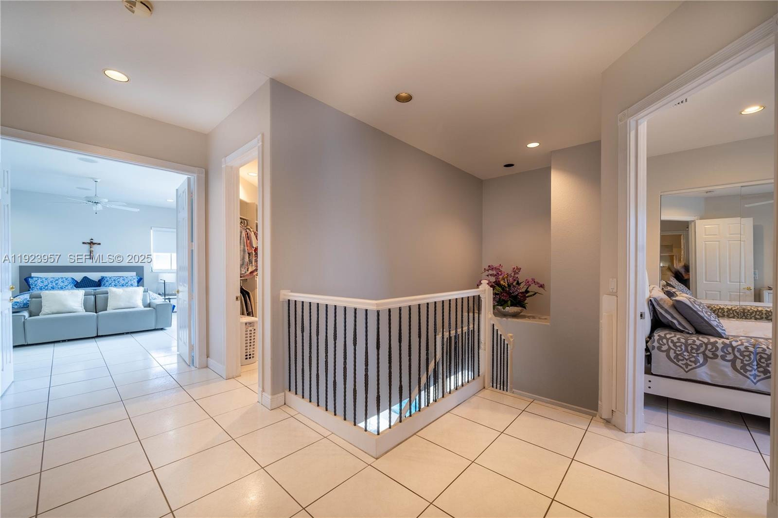 1547 Mariner Way Hollywood, FL 33019 - Photo 27 of 50