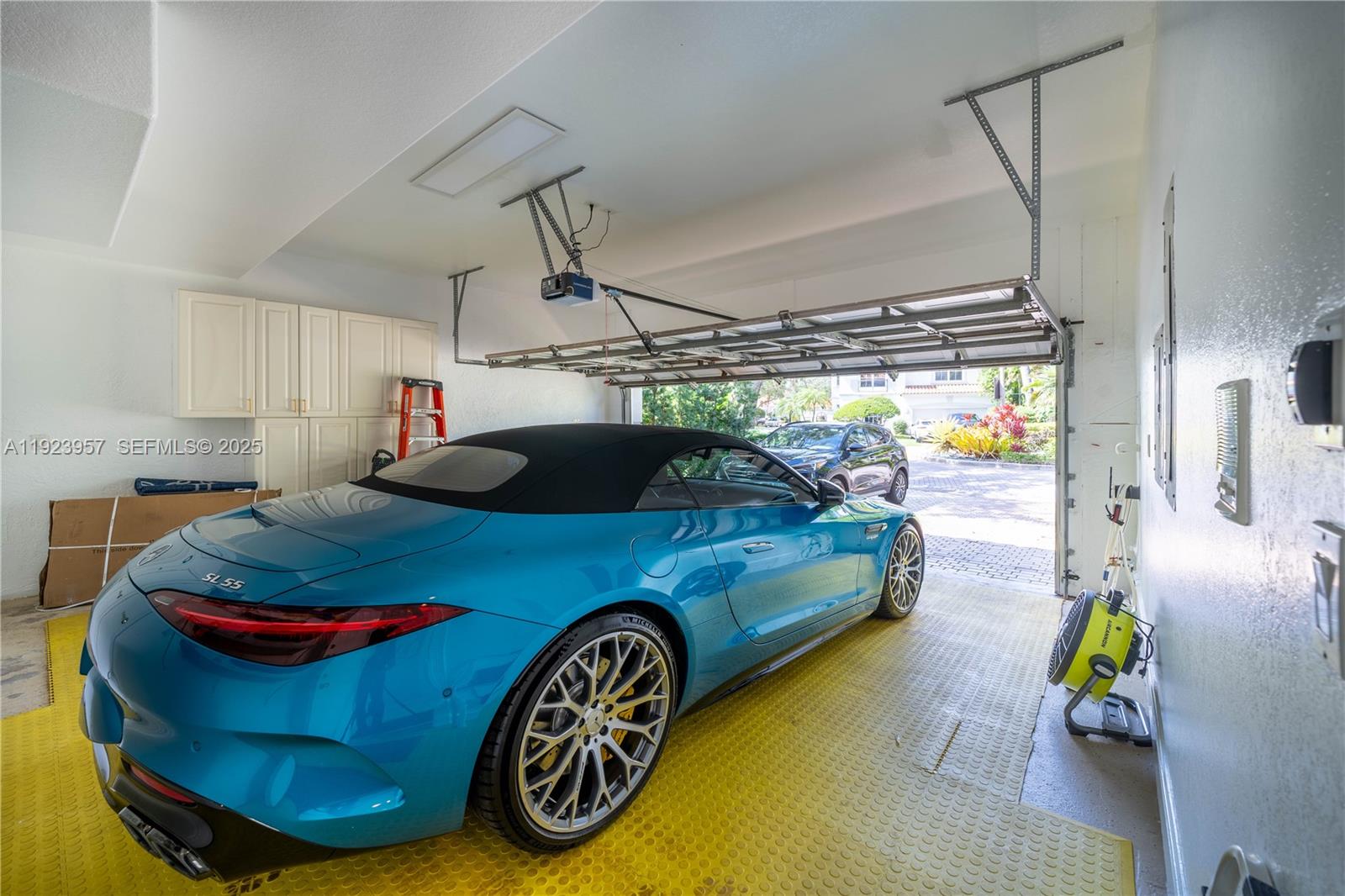 1547 Mariner Way Hollywood, FL 33019 - Photo 43 of 50