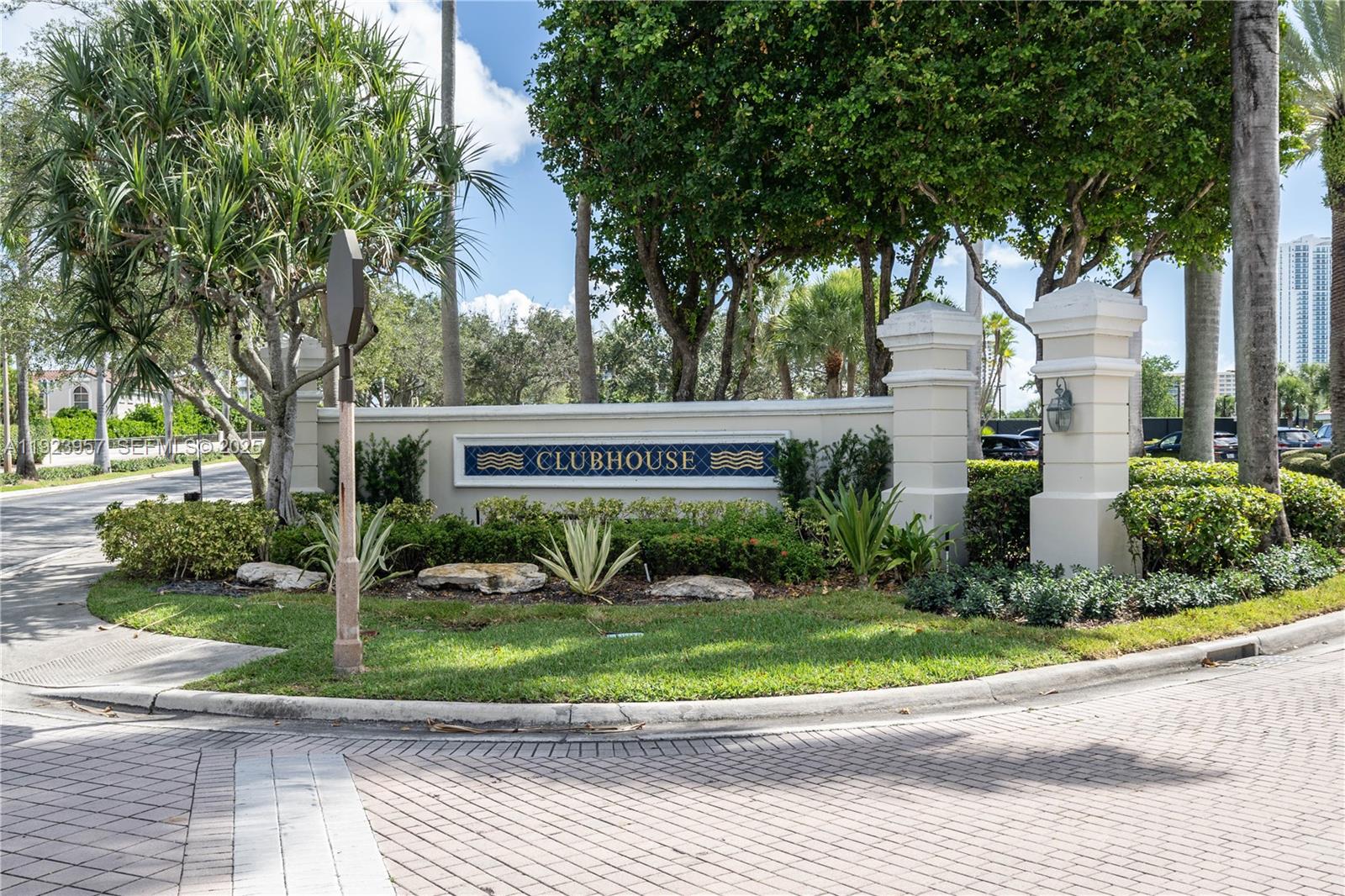 1547 Mariner Way Hollywood, FL 33019 - Photo 44 of 50