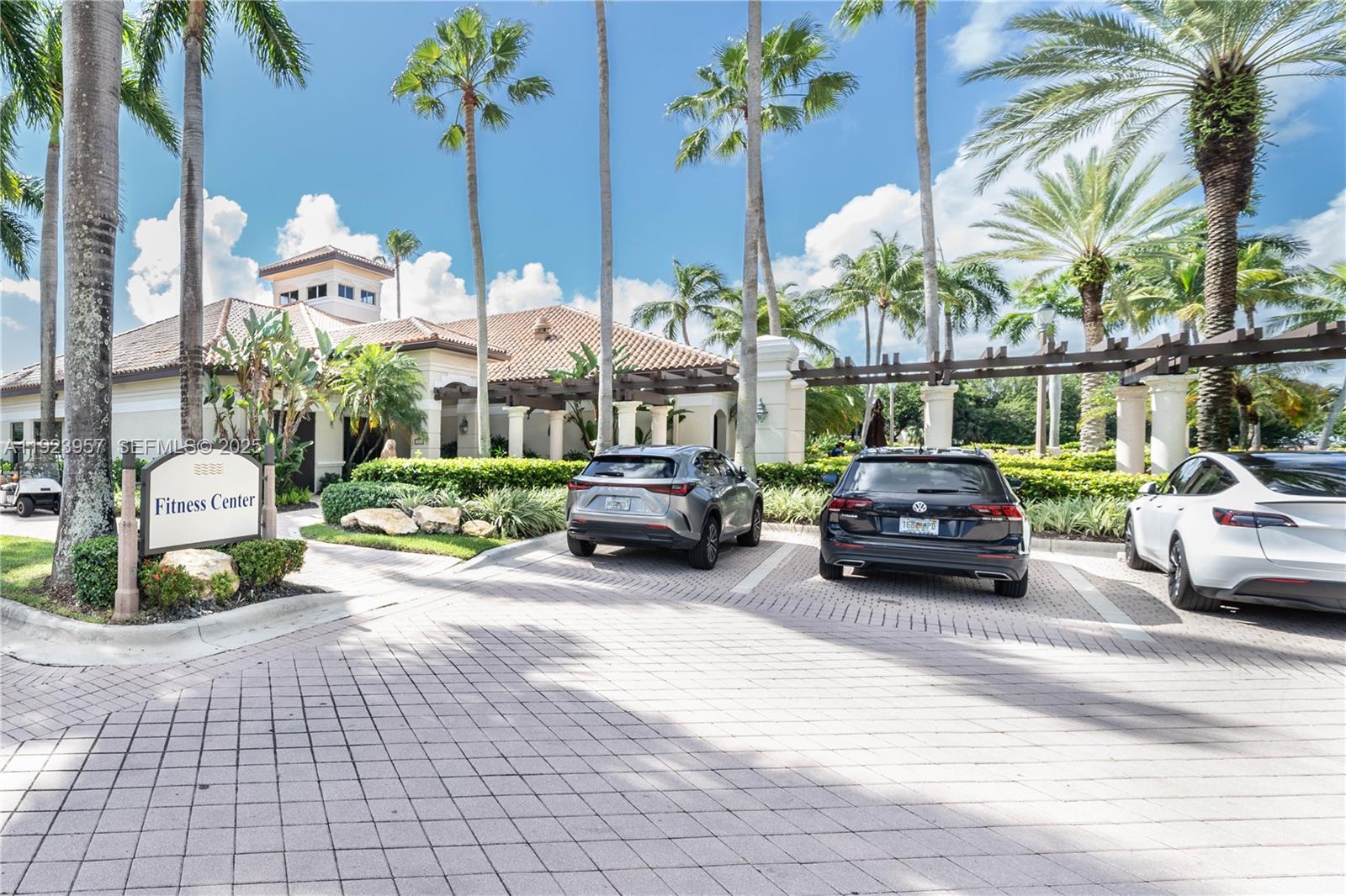 1547 Mariner Way Hollywood, FL 33019 - Photo 45 of 50