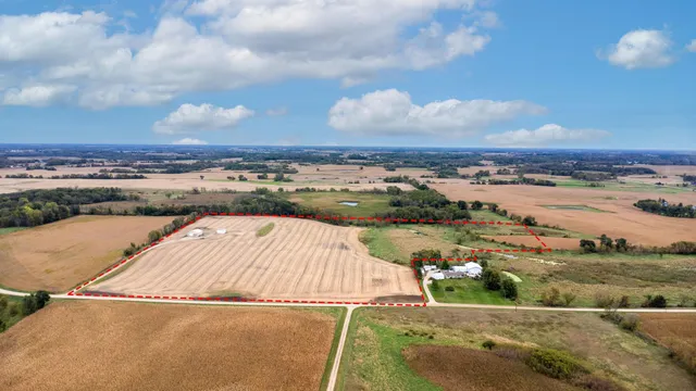 $640,000 | 3990 Moore Avenue Northwest, Annandale, MN 55302