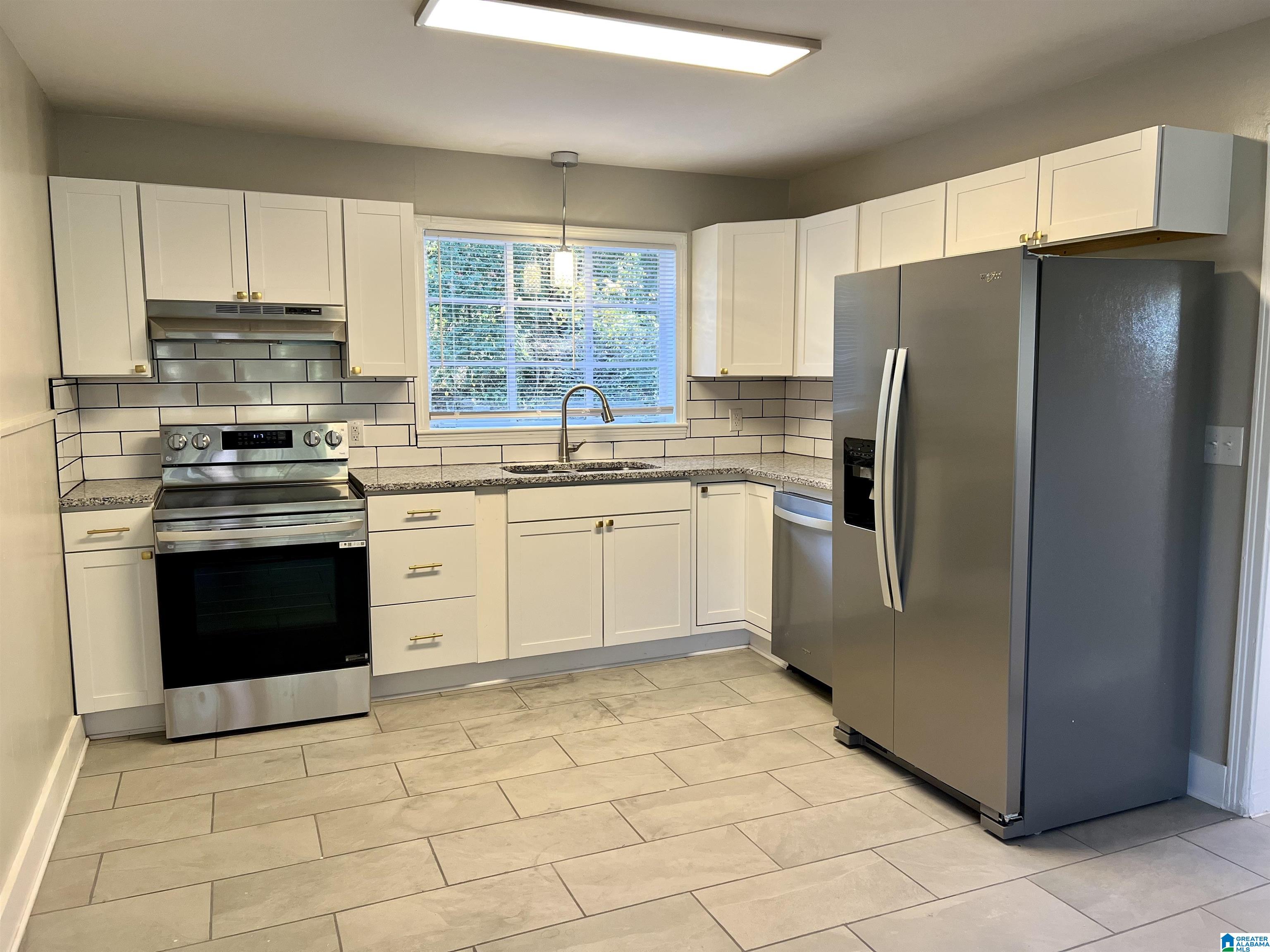 9833 Greenlee Road Birmingham, AL 35215 - Photo 4 of 11