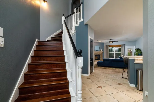 a view of entryway and hall