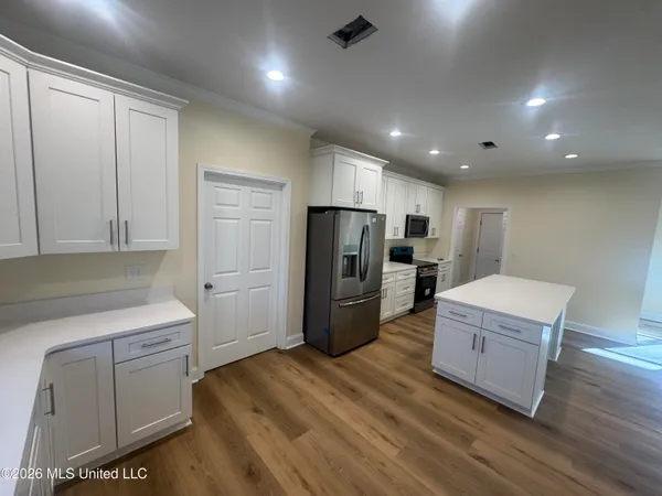 $315,000 | 5252 Skylark Drive, Byram, MS 39272