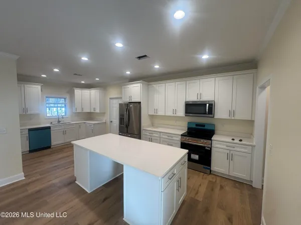 $315,000 | 5252 Skylark Drive, Byram, MS 39272