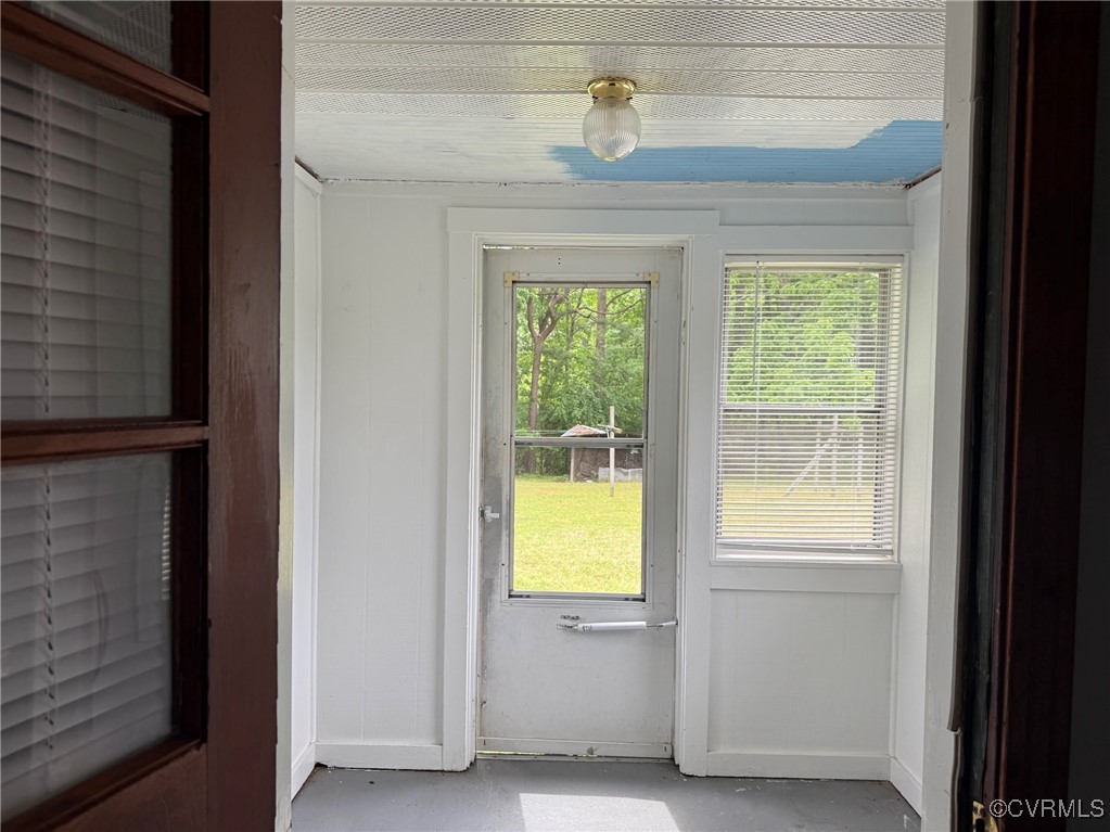 1252 Columbia Road Columbia, VA 23038 - Photo 29 of 41 Back door entryway previously used as laundryroom
