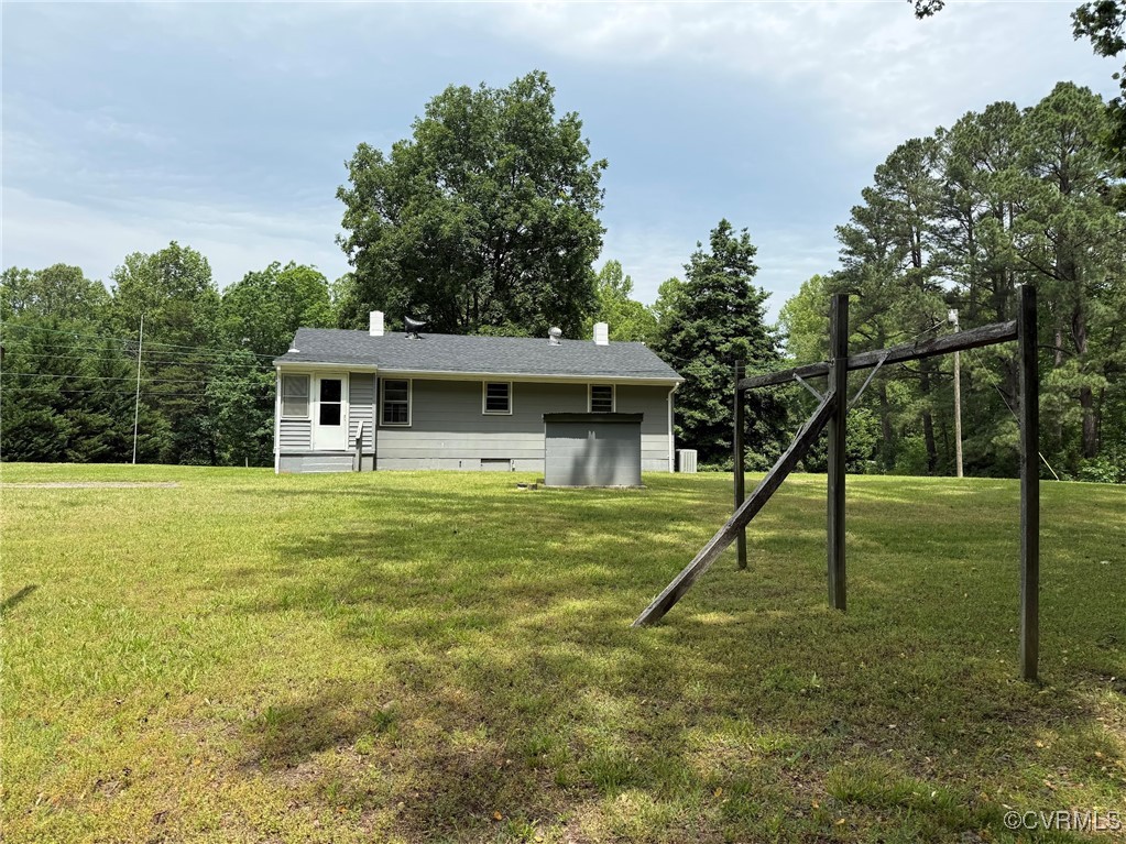 1252 Columbia Road Columbia, VA 23038 - Photo 34 of 41 Gallery Image 34