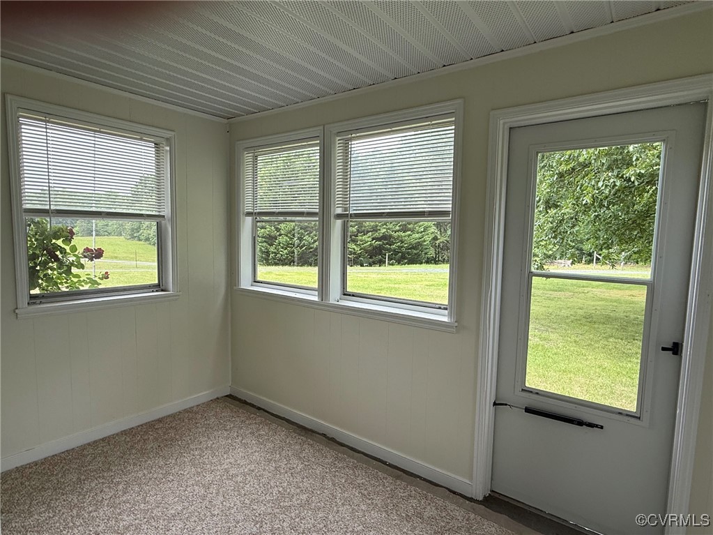 1252 Columbia Road Columbia, VA 23038 - Photo 8 of 41 Property entrance through sunroom with plenty of n