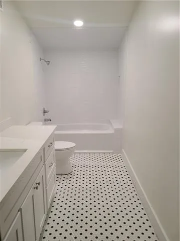 $1,200 | 422 Hamilton Street, Gretna, LA 70053