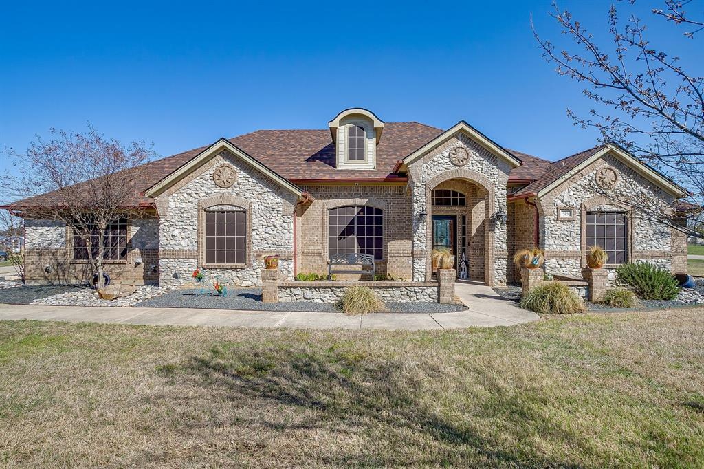515 Morrow Road Springtown, TX 76082 - Photo 1 of 40