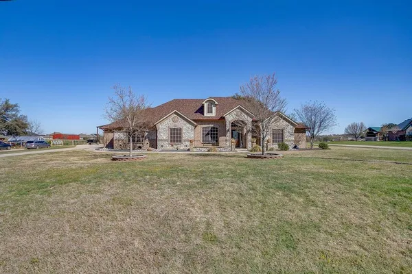 $675,000 | 515 Morrow Road, Springtown, TX 76082