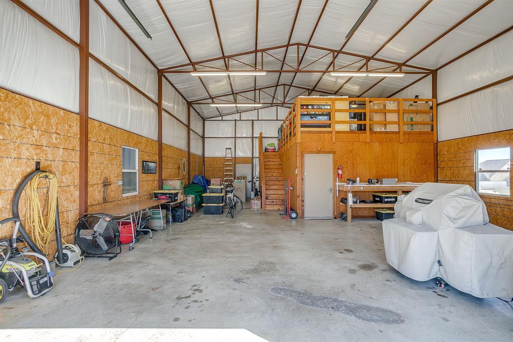 515 Morrow Road Springtown, TX 76082 - Photo 36 of 40