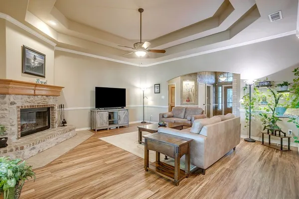 $675,000 | 515 Morrow Road, Springtown, TX 76082