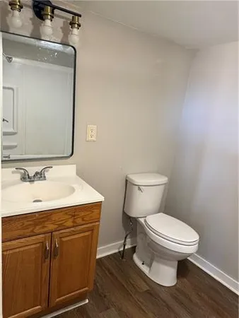 $1,250 | 5450-52 Burgundy Street, New Orleans, LA 70117