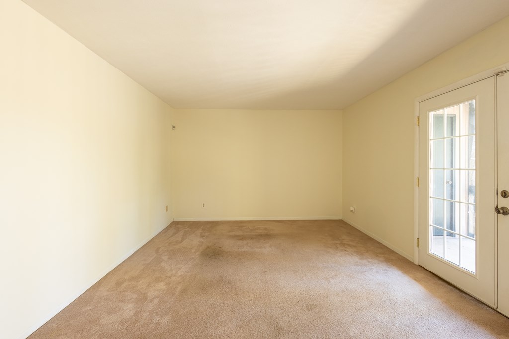 4312 Old Macon Road, Unit 5 Columbus, GA 31907 - Photo 3 of 11