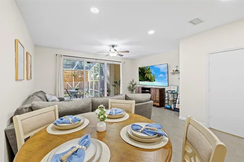 $399,999 | 8135 Bellagio Lane, Boynton Beach, FL 33472