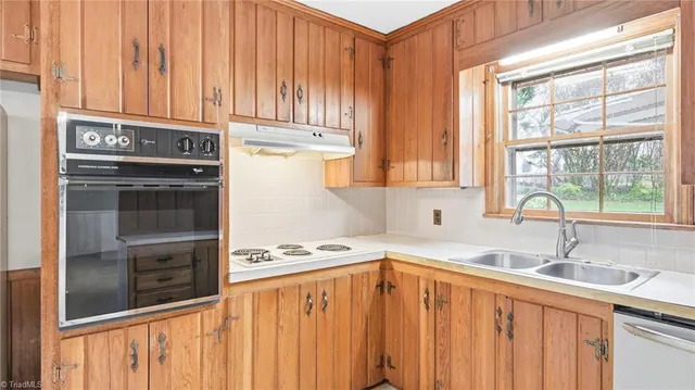 $275,000 | 6070 Blue Bonnet Lane, Winston-Salem, NC 27103