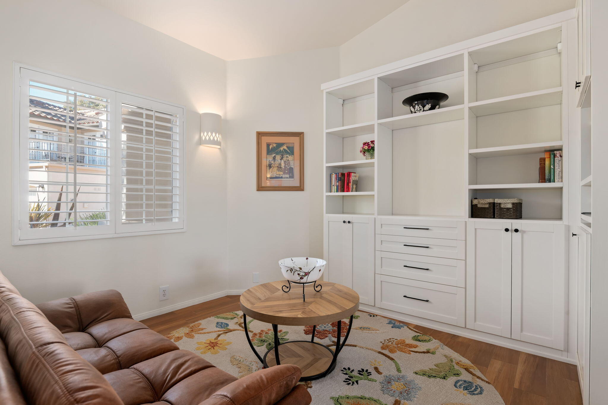 1260 Cravens Lane, Unit 2 Carpinteria, CA 93013 - Photo 14 of 23 Guest Bedroom or Study