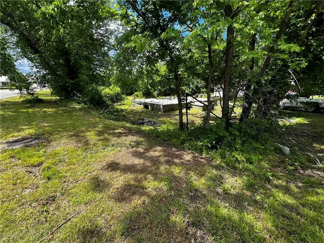 $10,000 | 1041 Cleveland Avenue, Baxter Springs, KS 66713