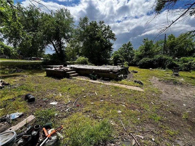 $10,000 | 1041 Cleveland Avenue, Baxter Springs, KS 66713