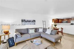 $1,595 | 257 South Cypress Road, Unit 403, Pompano Beach, FL 33060