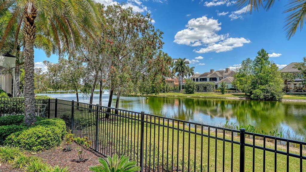 7975 Matera Court Lakewood Ranch, FL 34202 - Photo 7 of 83