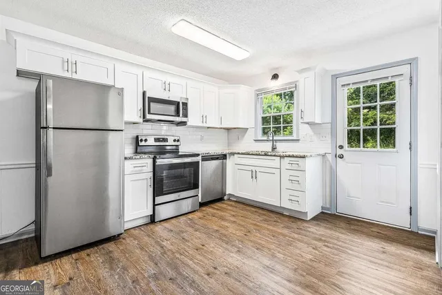 $1,225 | 4 East 1st Street, Unit B, Aragon, GA 30104