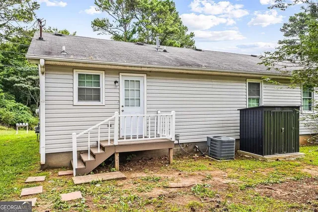 $1,225 | 4 East 1st Street, Unit B, Aragon, GA 30104