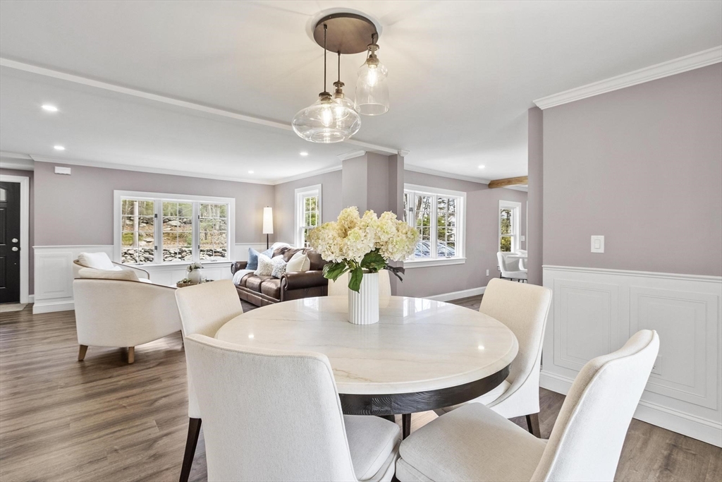 31 Manor Road Bolton, MA 01740 - Photo 8 of 42 Gallery Image 8