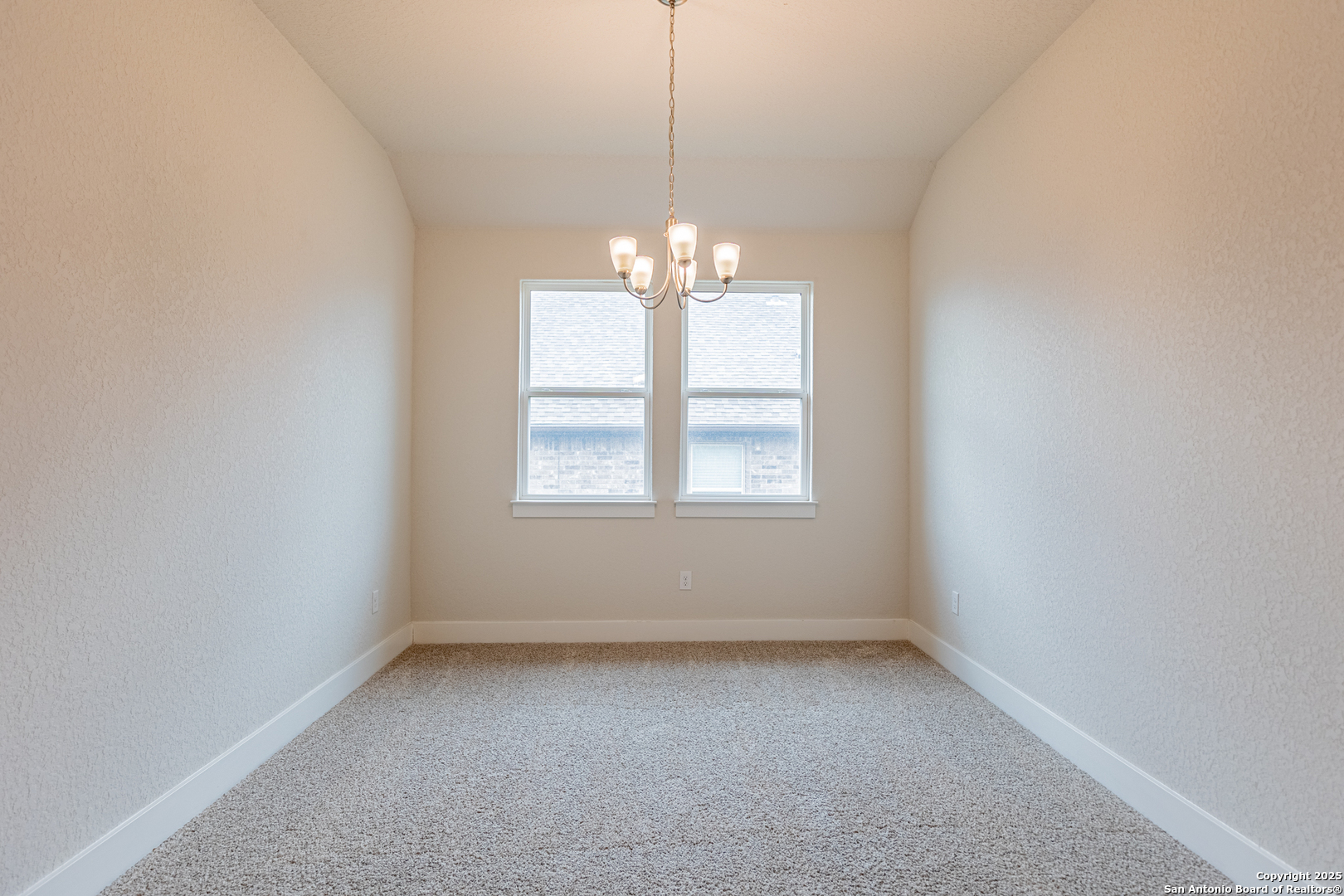 920 Foxbrook Way Cibolo, TX 78108 - Photo 13 of 46