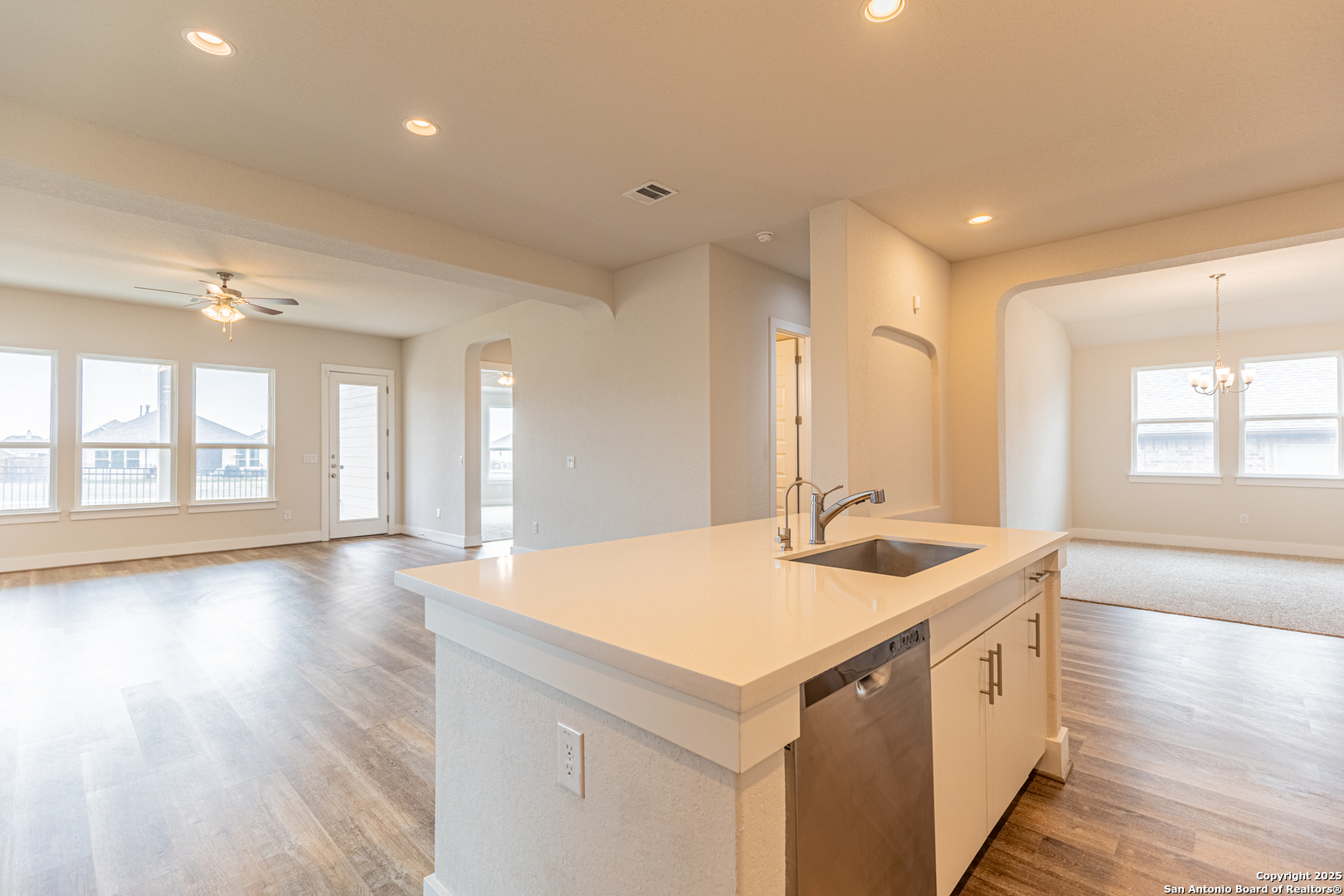 920 Foxbrook Way Cibolo, TX 78108 - Photo 18 of 46