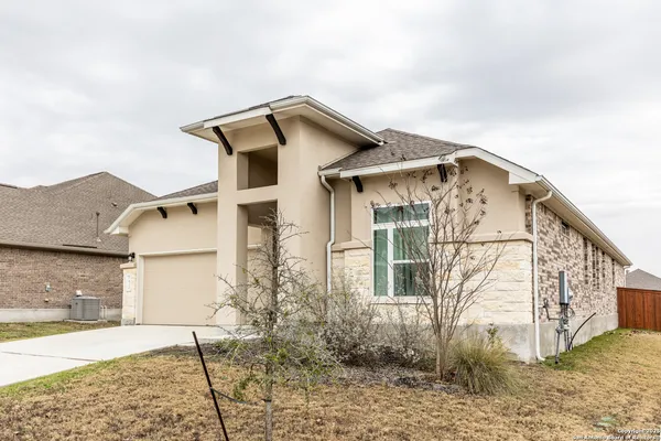 $2,550 | 920 Foxbrook Way, Cibolo, TX 78108