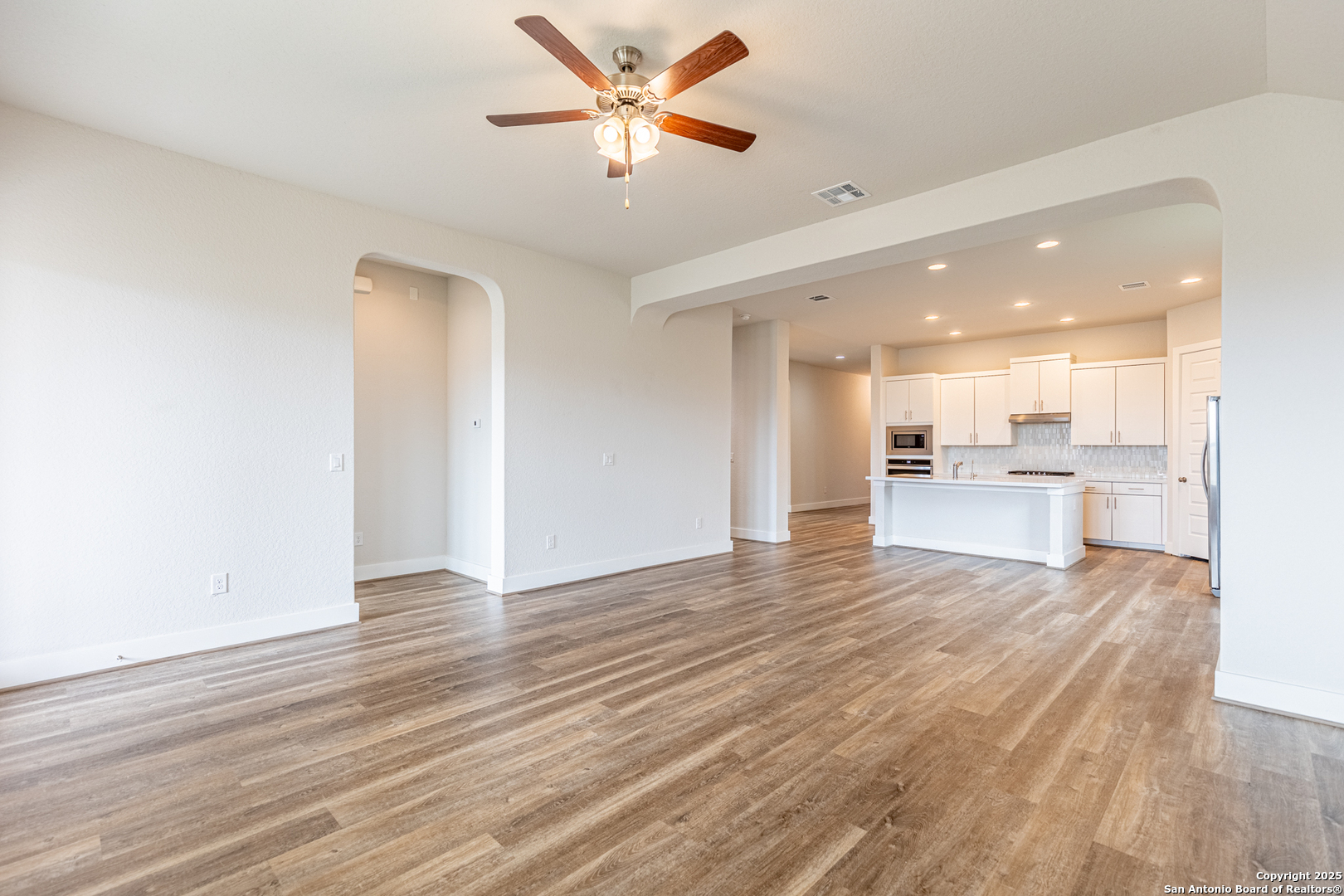 920 Foxbrook Way Cibolo, TX 78108 - Photo 22 of 46