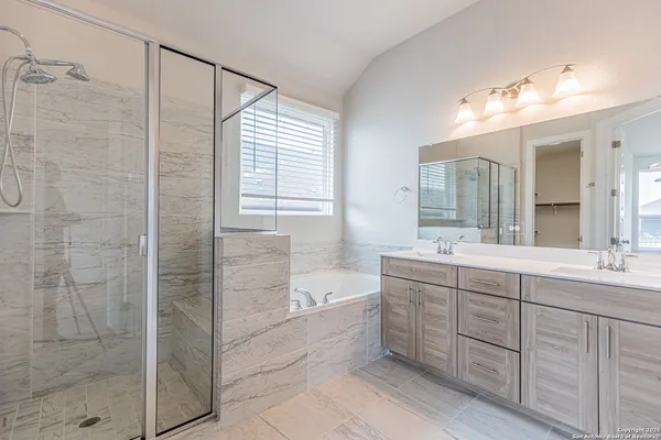 $2,550 | 920 Foxbrook Way, Cibolo, TX 78108