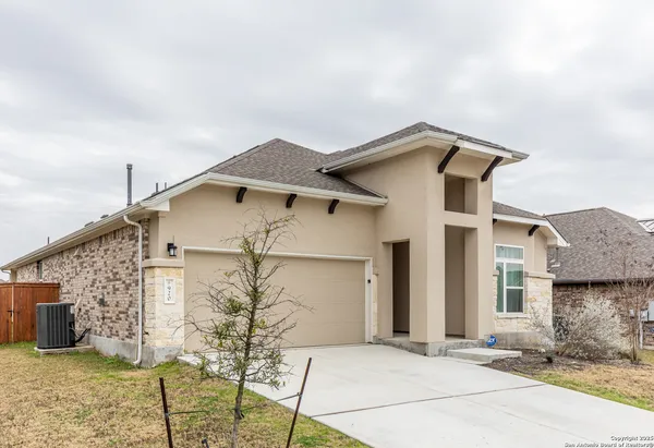 $2,550 | 920 Foxbrook Way, Cibolo, TX 78108