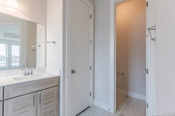 $2,550 | 920 Foxbrook Way, Cibolo, TX 78108