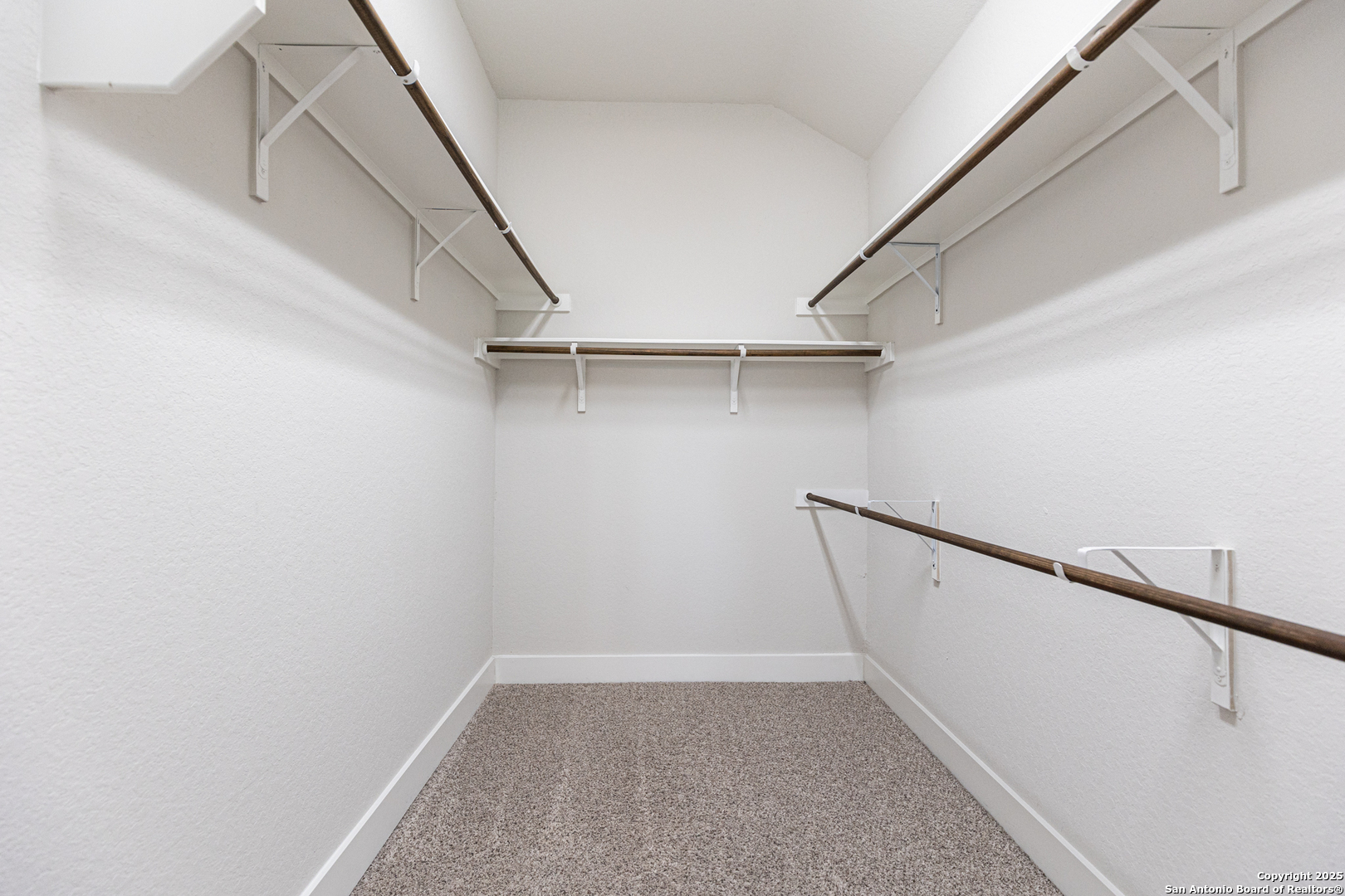 920 Foxbrook Way Cibolo, TX 78108 - Photo 33 of 46