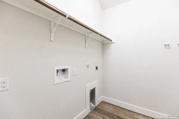 $2,550 | 920 Foxbrook Way, Cibolo, TX 78108